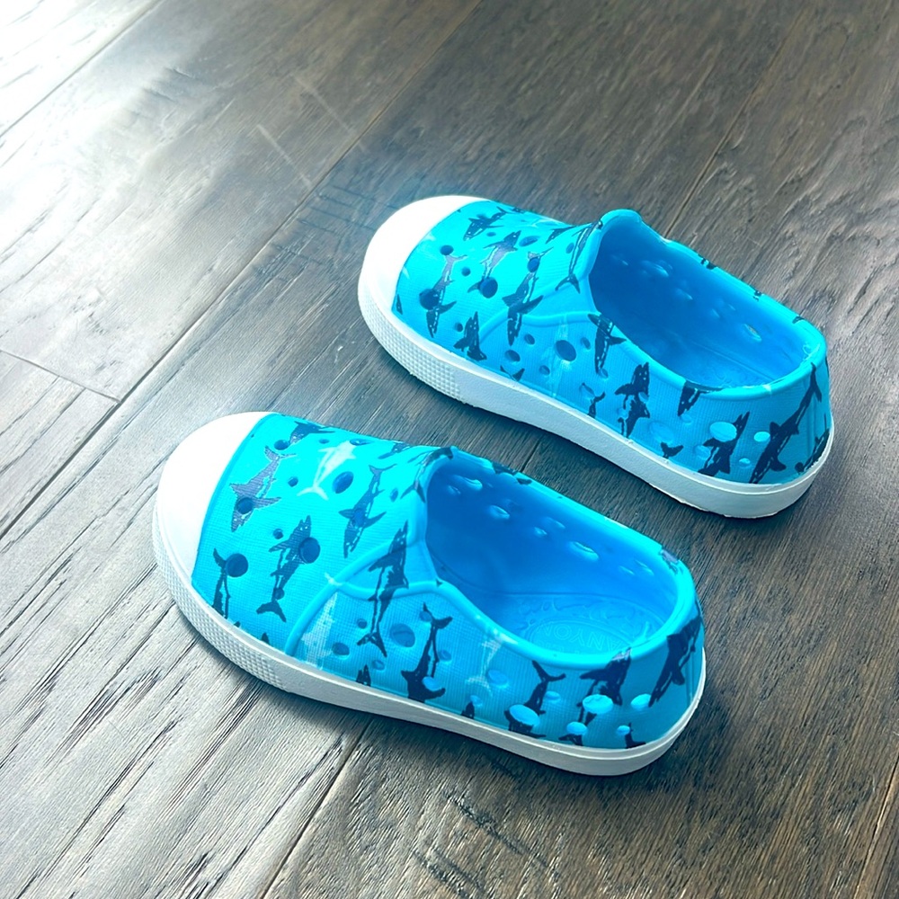 Harper Canyon water shoes. Wore once